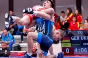 Украина завоевала первые медали на чемпионате Европы по борьбе.