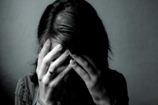 Под предлогом трудоустройства: в Киеве мужчина изнасиловал девушку