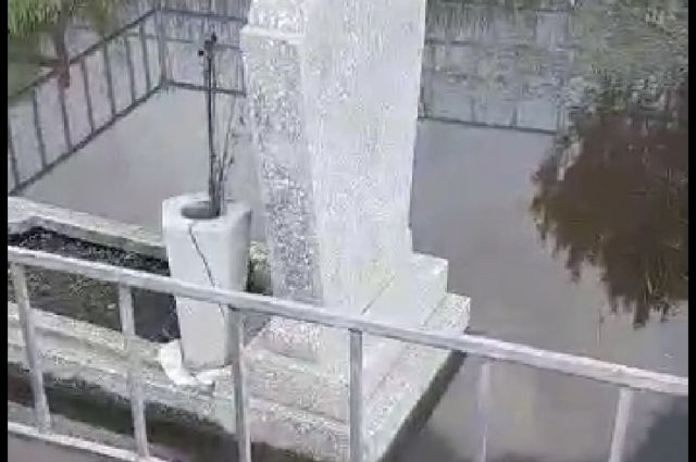 Единственное действующее кладбище затопило в Батайске