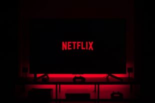 Netflix увеличит расходы на кинопроизводство в 2021 году