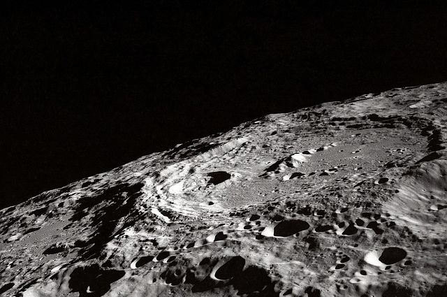 Ученые предложили отправить на Луну российского робота «Марфа»