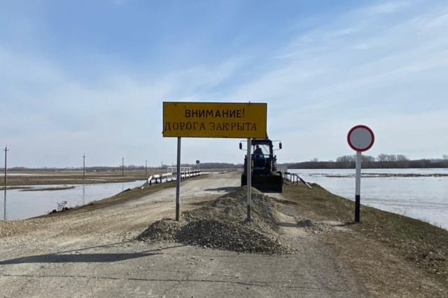 Из-за паводка в Алтайском крае остаются закрыты две дороги
