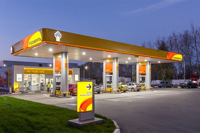 Не только бензин. На АЗС «Роснефти» открылись финансовые супермаркеты