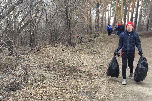 Уборка мусора в Барнауле