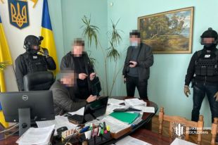 В Винницкой области на взятке задержали сотрудника налоговой службы