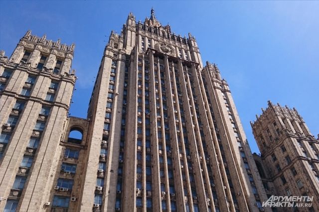 МИД РФ заявил о стягивании техники ВСУ к линии соприкосновения в Донбассе