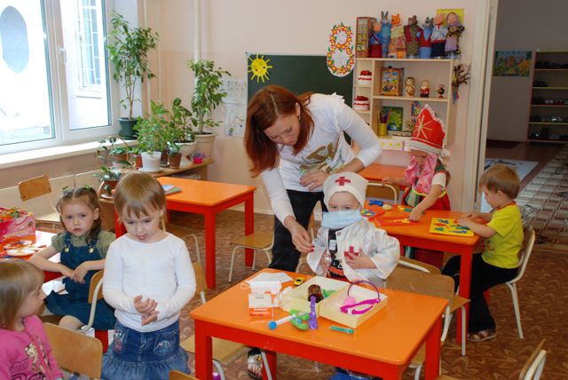 Сразу 63 ребенка отравились едой в детском саду в Ростовской области