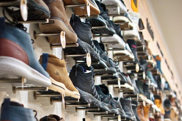 На Орловщине с 2020 года арестовали 545 пар обуви с нарушениями маркировки