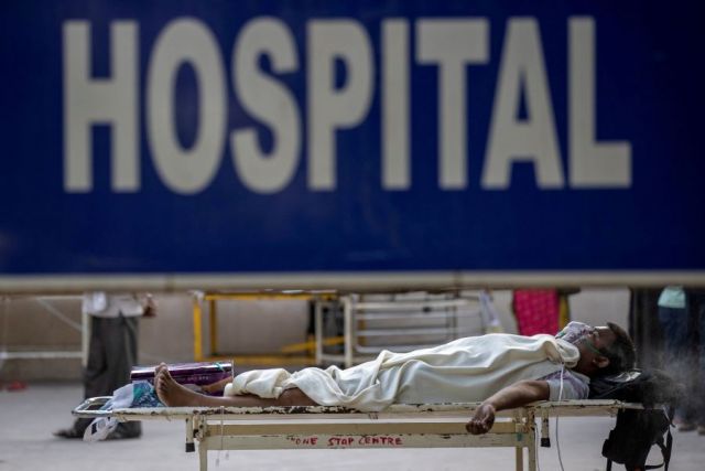 Британия направила в Индию партию медоборудования для борьбы с пандемией