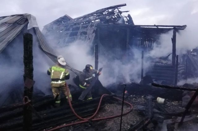 Гибель трёх человек при пожаре в Нязепетровске обернулась уголовным делом
