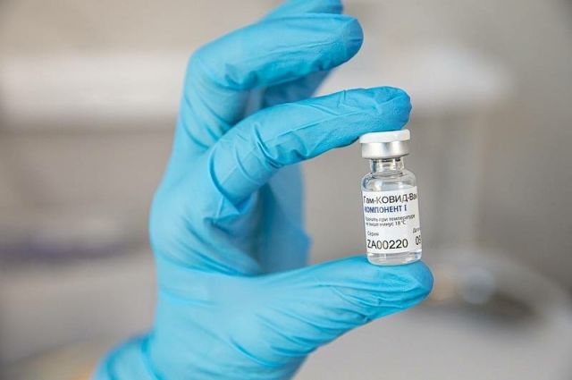 Глава Чувашии сделал первую прививку от коронавирусной инфекции