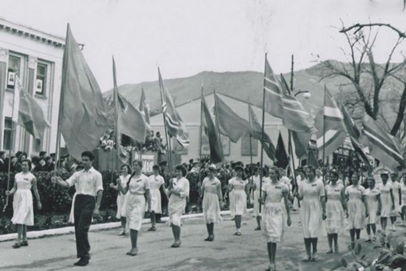 Геленджик, 1962 год, майская демонстрация.