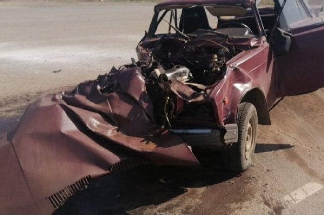 В Самарском районе столкнулись три автомобиля.