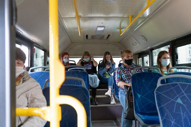 1, 2 и 11 мая в Пскове пустят дополнительные автобусы на кладбище «Орлецы»
