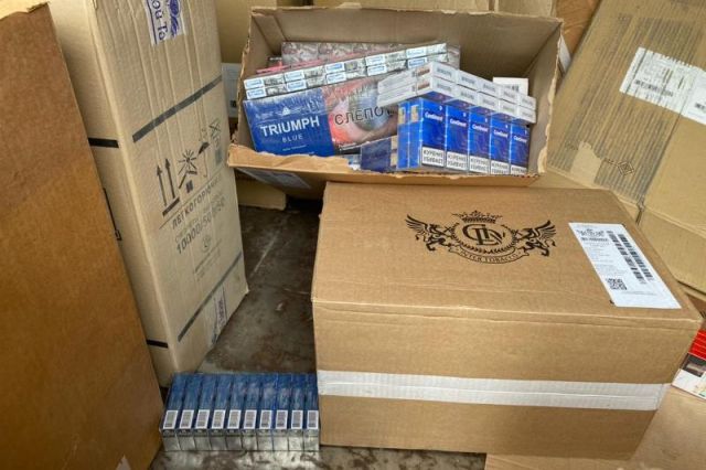 Более 100 тыс. пачек немаркированных сигарет изъяли таможенники в Дагестане