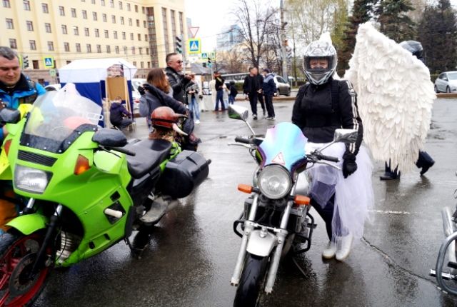 Мотоциклисты открыли сезон в Челябинске