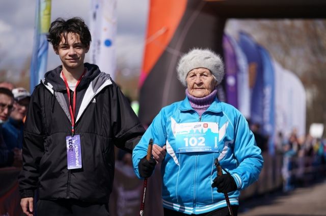 В забеге в Тутаеве приняла участие 102-летняя Александра Шелепанова
