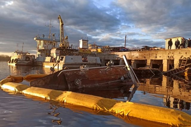 В Нижегородской области в акватории Волги затонул буксир