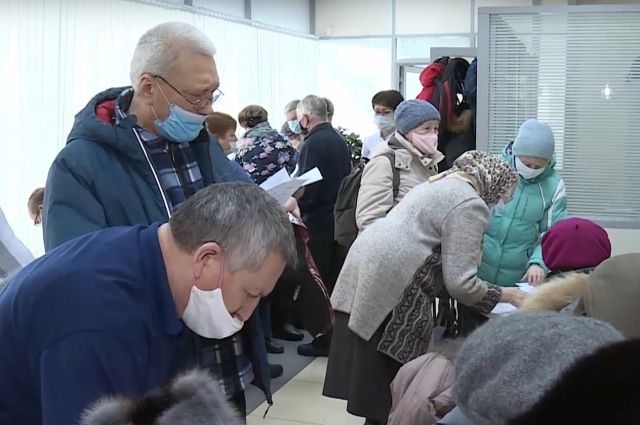 Олег Николаев: к осени в Чувашии вакцинируются 570 тысяч жителей