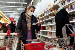 В Польше ослабили карантин: что теперь разрешено.