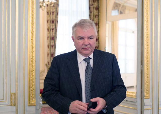 Посольство РФ в Париже назвало демаршем вызов Мешкова в МИД Франции