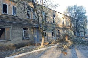 В Донецкой области обстреляли COVID-больницу: пострадавших нет