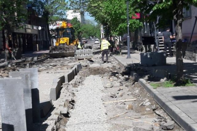 В Краснодаре ремонт улицы Чапаева продлили на две недели