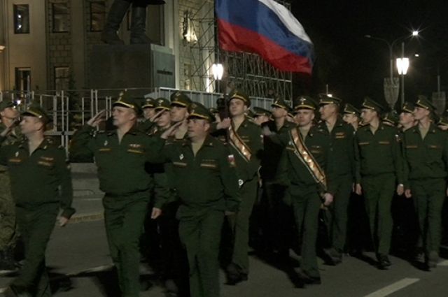Вечером, 5 мая в Самаре на пл. Куйбышева прошла репетиция парада Победы