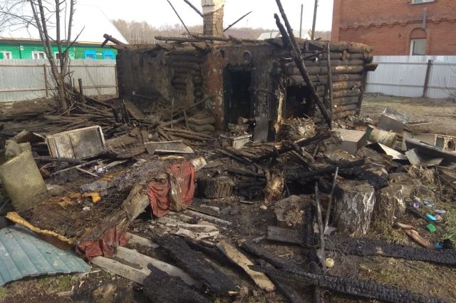 Спасенный на пожаре под Новосибирском 9-летний мальчик умер в больнице