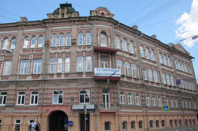 Фасад корпуса ННГУ на Ульянова в Нижнем Новгороде отреставрируют за 6,6 млн