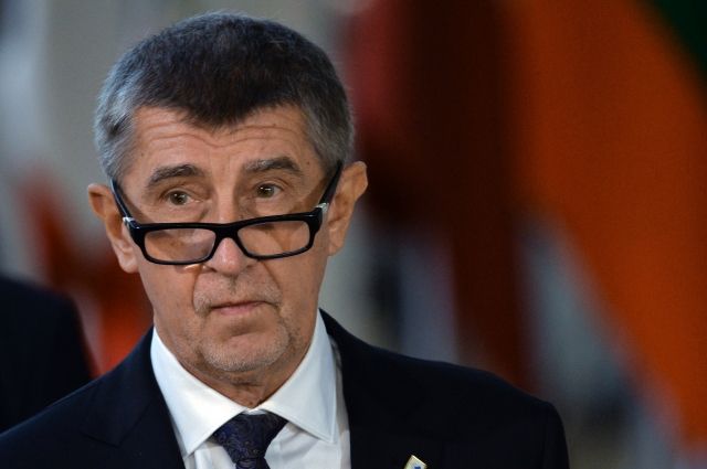 Премьер Чехии призвал снизить напряжение в отношениях с Россией