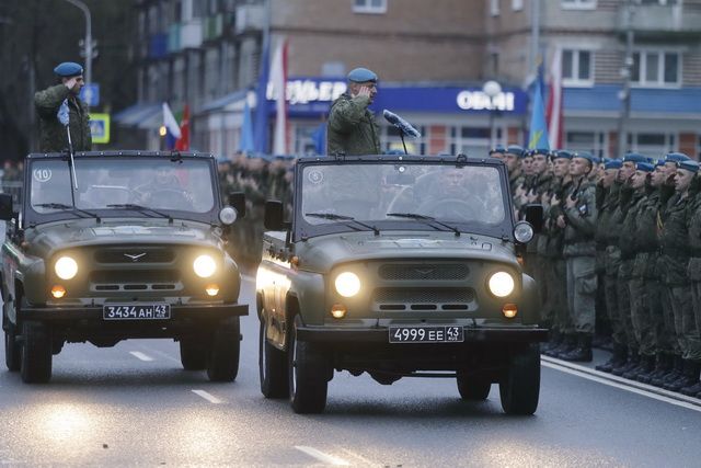 В Хабаровске начался парад Победы