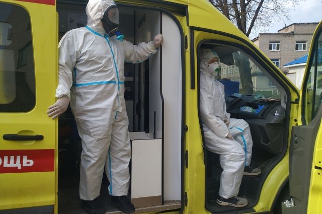 Трое мужчин умерли от коронавируса в Новосибирской области за сутки