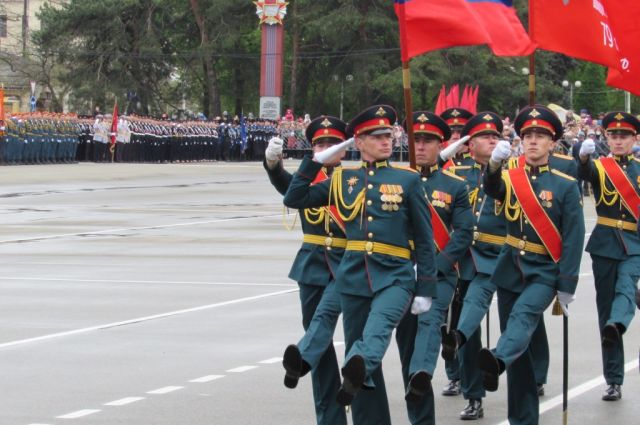 Военный парад в Ставрополе 9 мая 2021 года