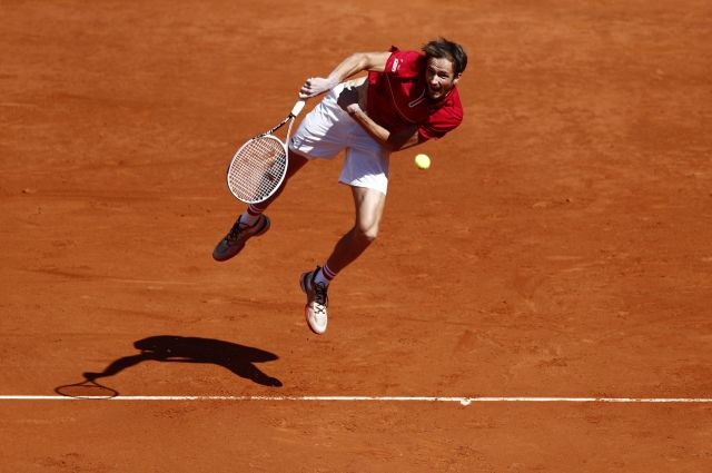 Теннисист Медведев поднялся на второе место в рейтинге АТР