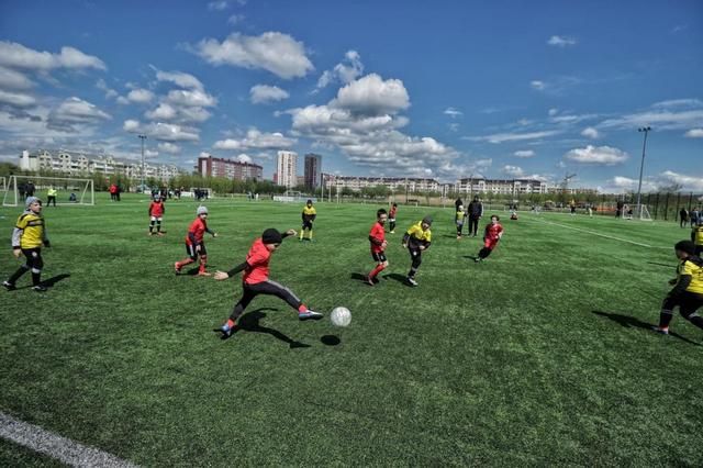 Футбольный фестиваль «Победа 2021» собрал в Невинномысске около 800 ребят