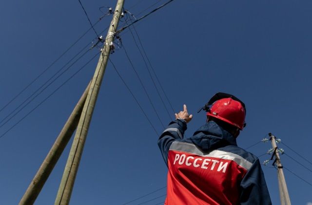 Энергетики обеспечили электроснабжение стройплощадки ФОКа в селе Кизильское