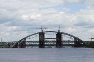 ГФС выявила уклонение от уплаты налогов при строительстве Подольского моста