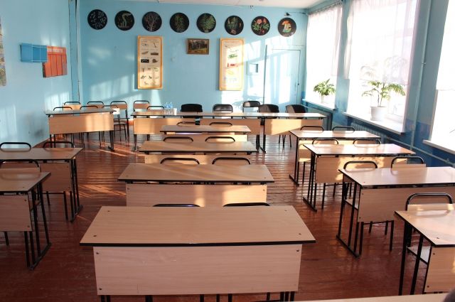 Директора школы в Смоленской области привлекли к штрафу