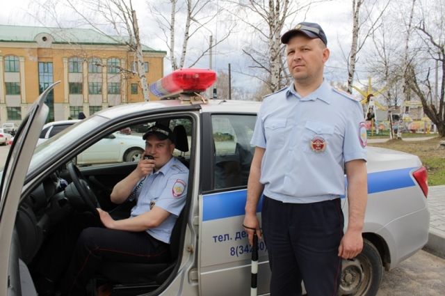 В Прикамье полицейские и педиатр спасли пострадавшего в ДТП