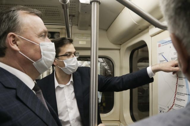 Шалабаев продемонстрировал мэру Екатеринбурга работу Нижегородского метро