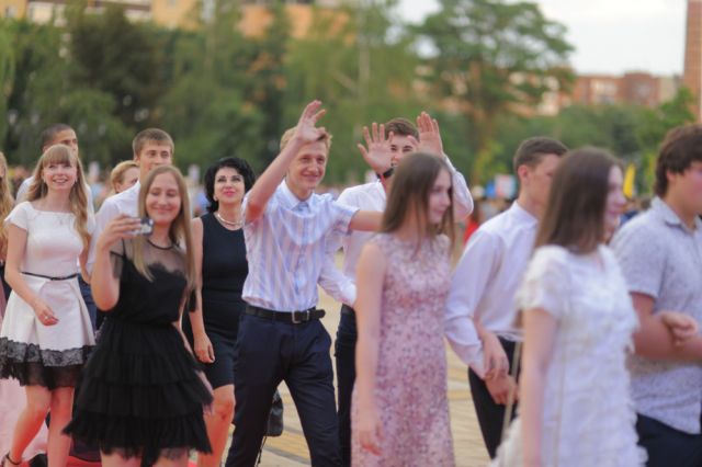 Допуском на выпускные для псковских родителей станет тест на ковид