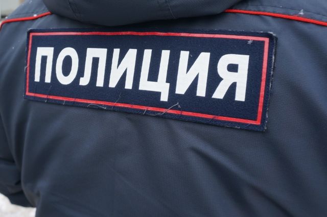 В Краснокамске полицейский выстрелил в посетителя кафе, угрожавшего ножом