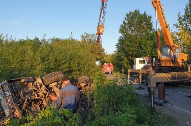 В Коркино автокран рухнул на трубу водопровода, оставив город без воды