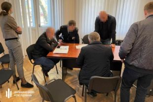Во Львове правоохранители торговали наркотиками