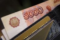 Сотрудник ГИБДД в Оренбурге получил взятку 18 тысяч рублей.