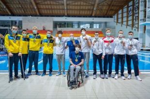 Украинские паралимпийцы на ЧЕ по плаванию завоевали 95 медалей.