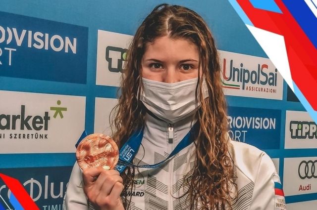 Оренбургская пловчиха Мария Каменева привезла с чемпионата Европы серебро и две бронзы.