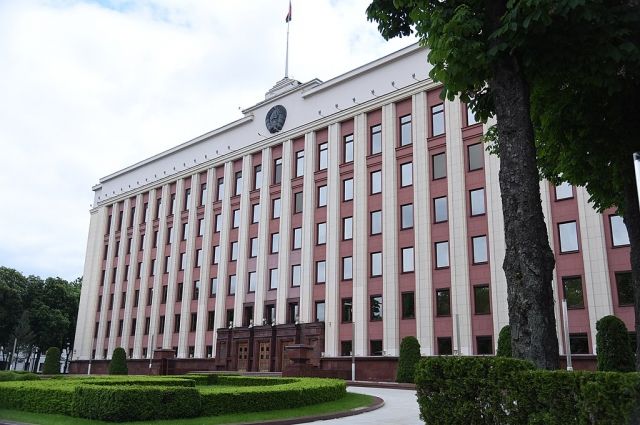 Минск направил ноту президенту МФХ из-за инцидента с госфлагом в Риге