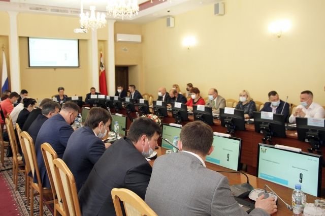 Депутаты Смоленского городского Совета заслушали отчет главы Смоленска